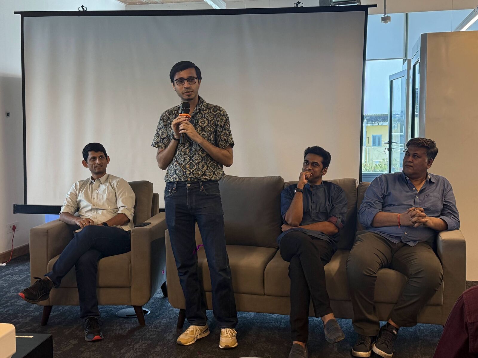 Rasagy talking about judgment in the age of AI at CCCL BLR meetup.